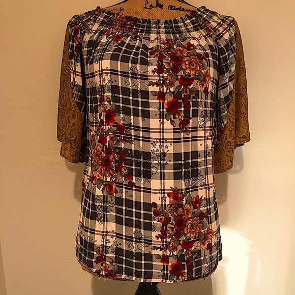 NWT-Ivory Love Floral Plaid Lace Off Shoulder Short Sleeve Blouse-S - Picture 1 of 15